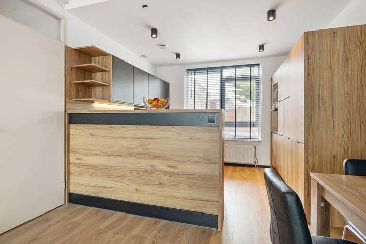 Foto 6 van Christinastraat 4