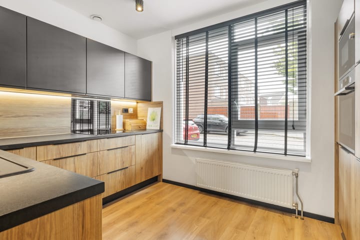 Foto 7 van Christinastraat 4