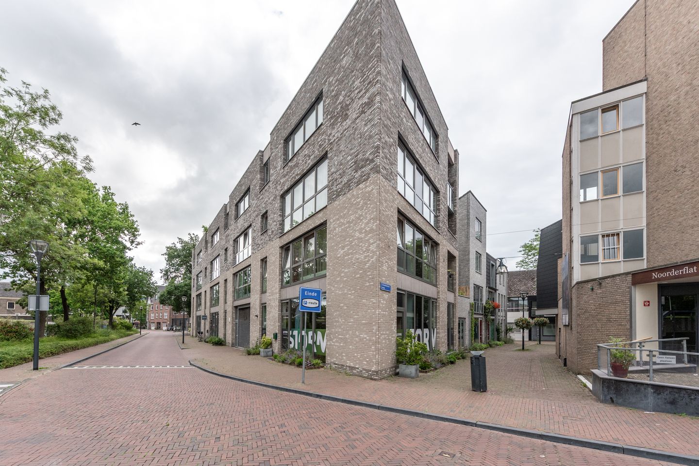 View photo 1 of Assiesstraat 124