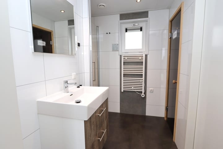 Photo 14 of Bathmenseweg 7-H442