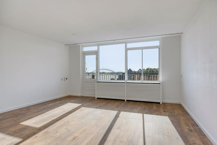 Foto 2 van Veemarkt 275