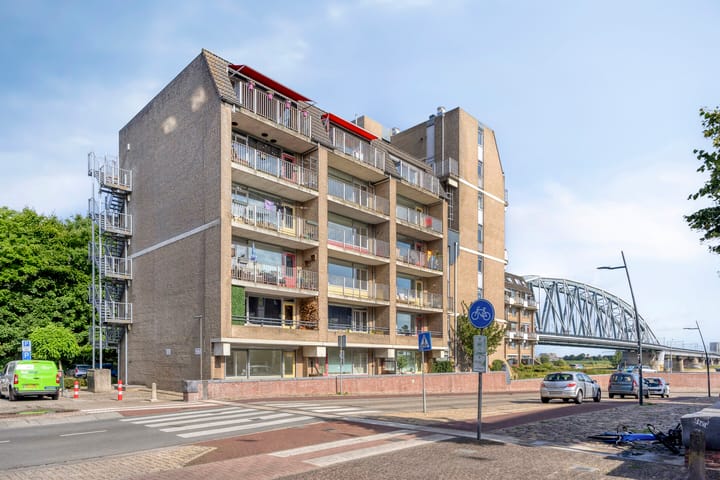 Veemarkt 275