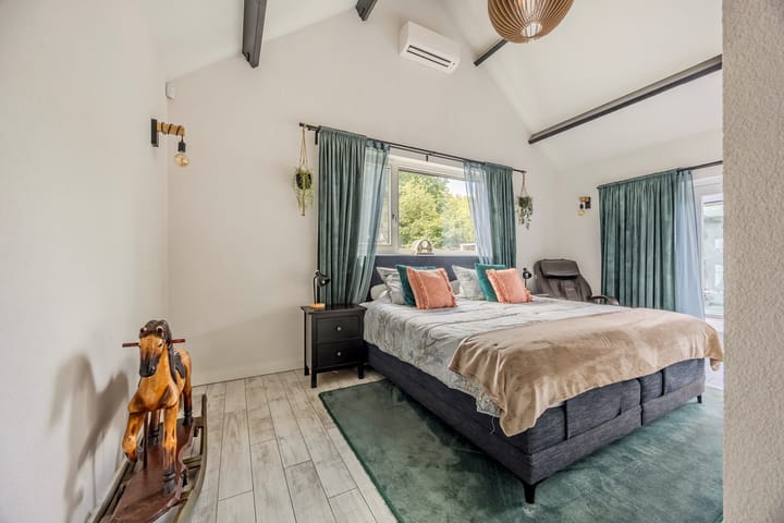 Foto 15 van Doorneindstraat 10-A