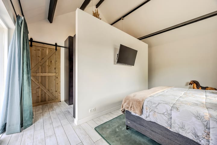 Foto 16 van Doorneindstraat 10-A