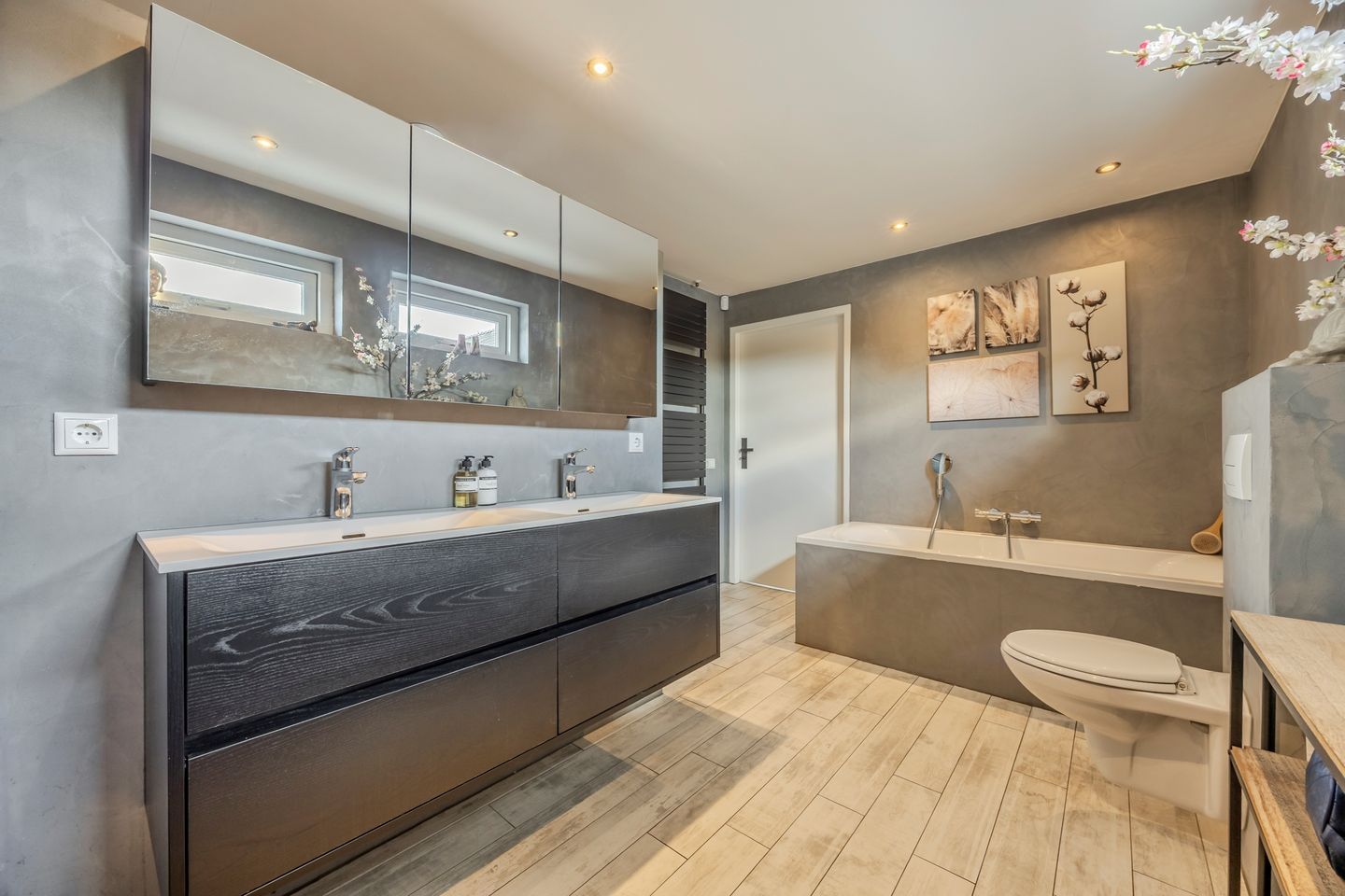 Foto 19 van Doorneindstraat 10-A