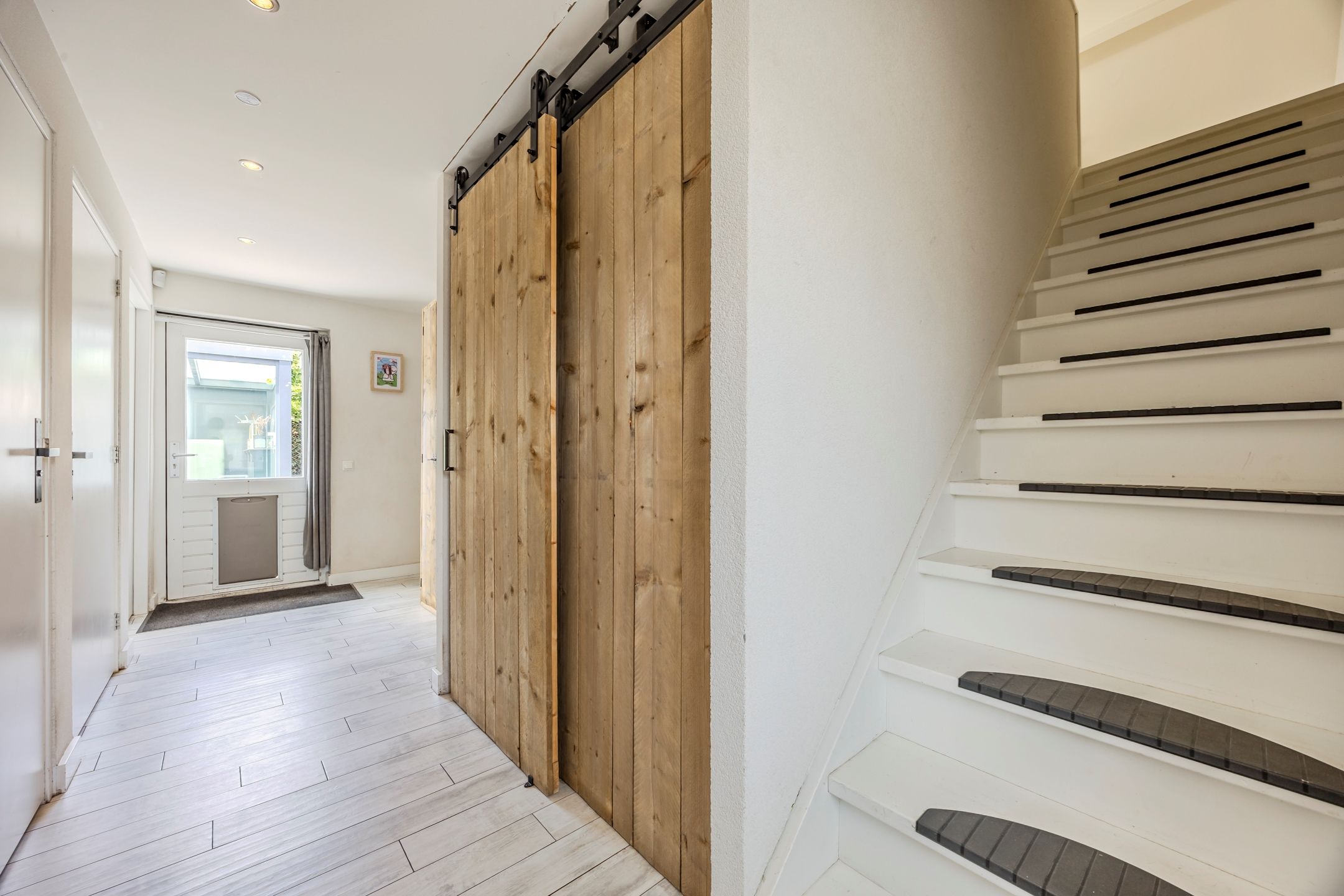 Foto 27 van Doorneindstraat 10-A