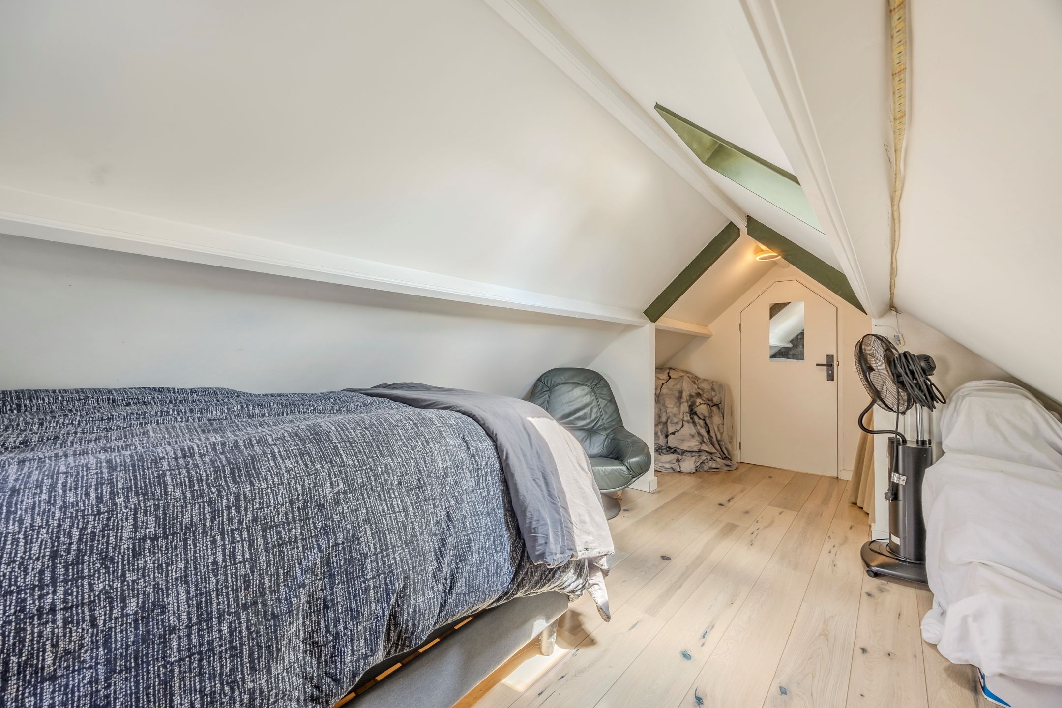 Foto 33 van Doorneindstraat 10-A