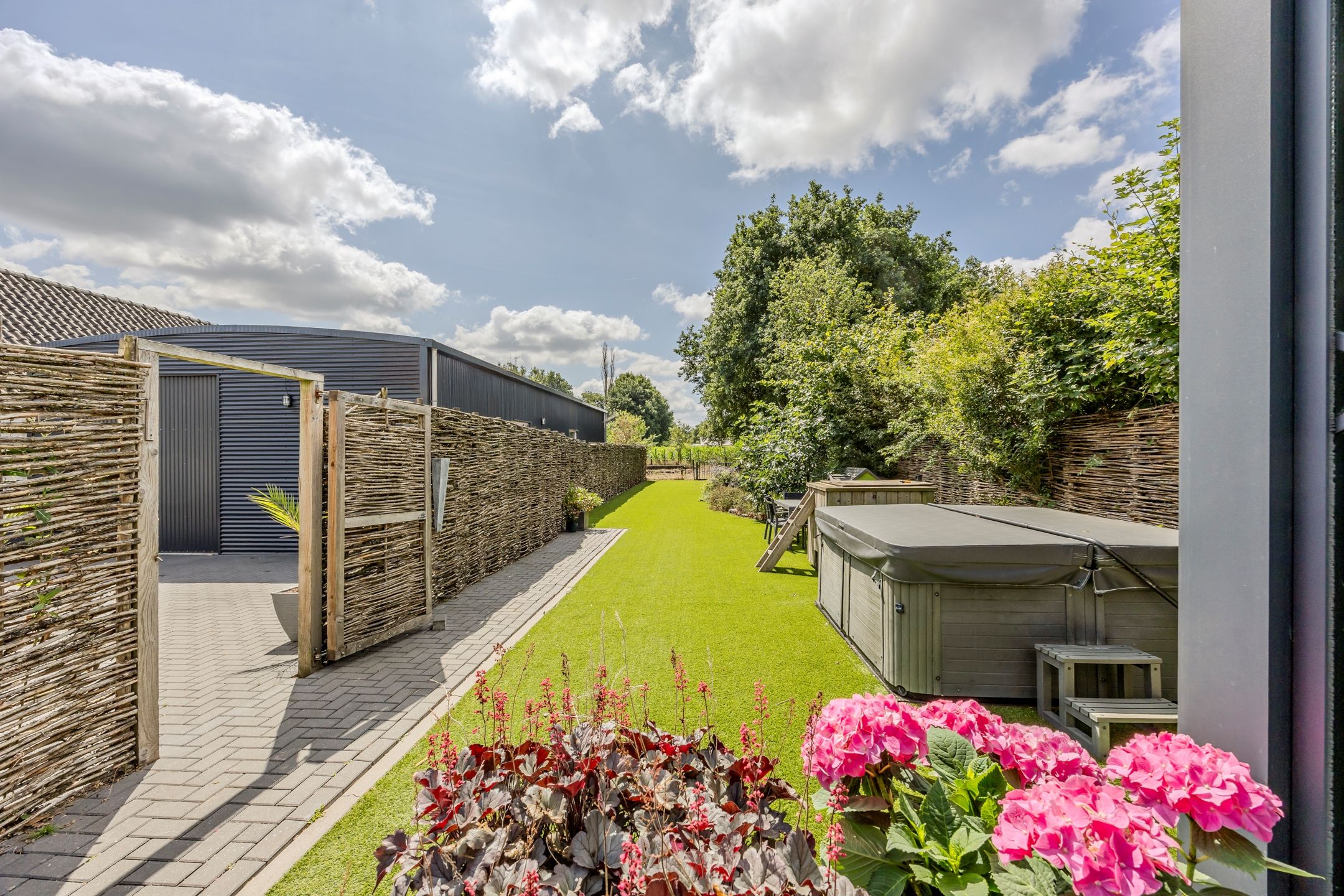 Foto 39 van Doorneindstraat 10-A