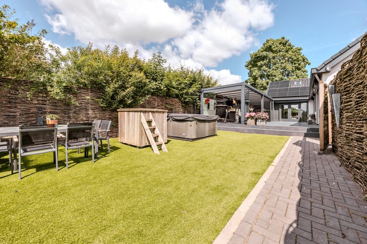 Foto 41 van Doorneindstraat 10-A