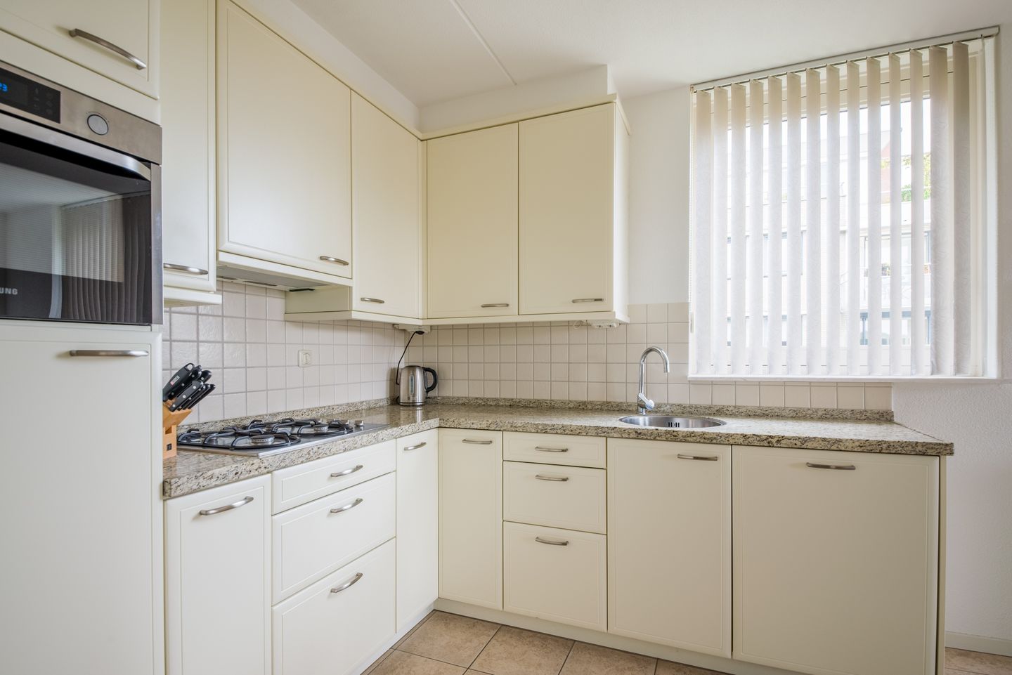 Foto 14 van Langstraat 126