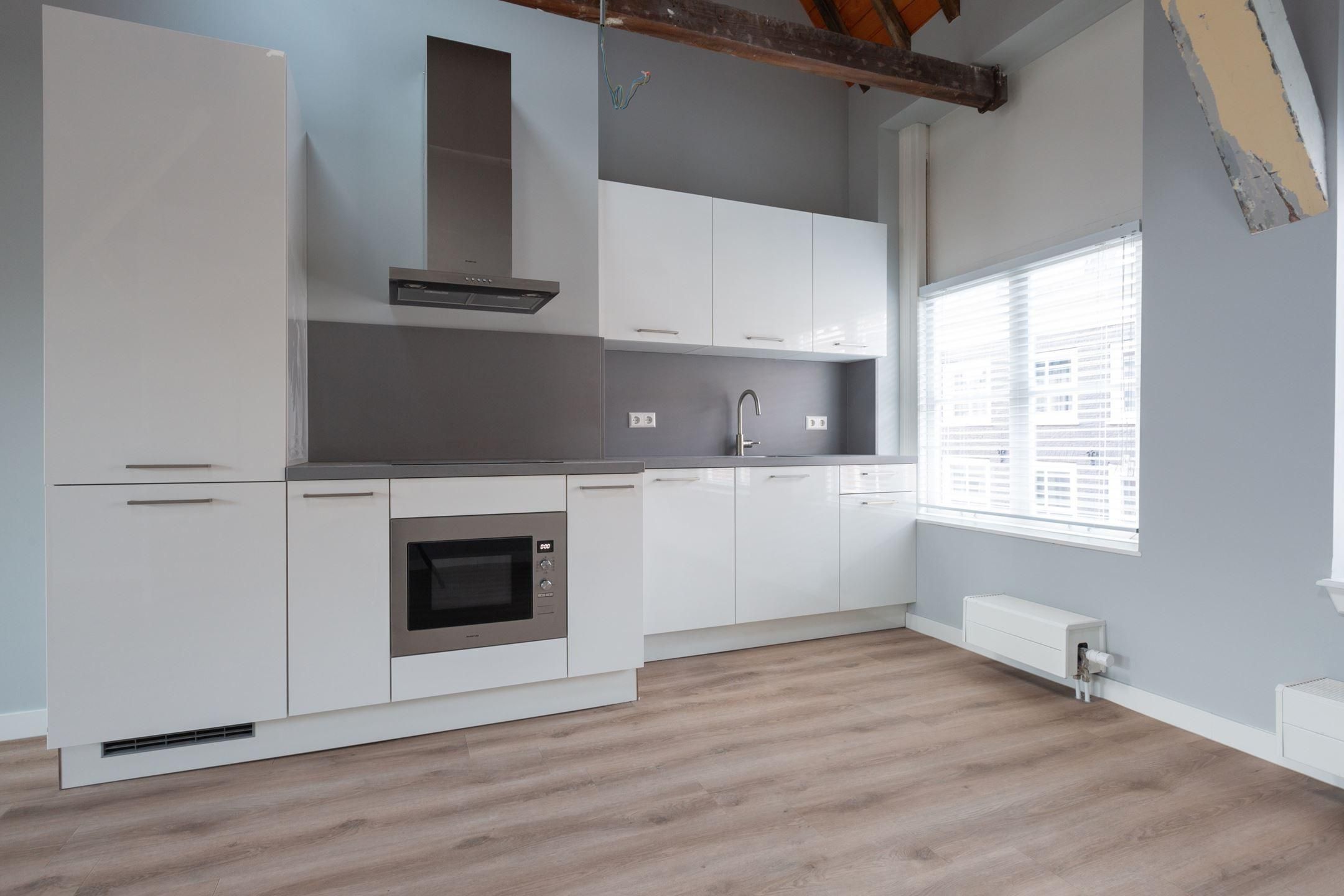 Photo 6 of Westeinde 40-T