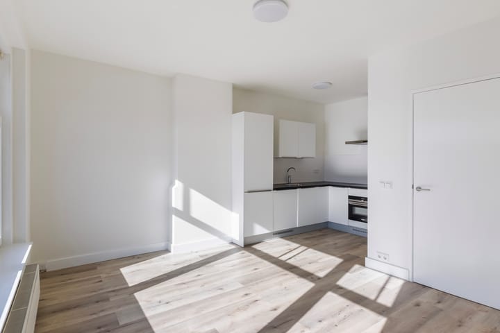 Photo 3 of Prins Hendrikkade 83-A02