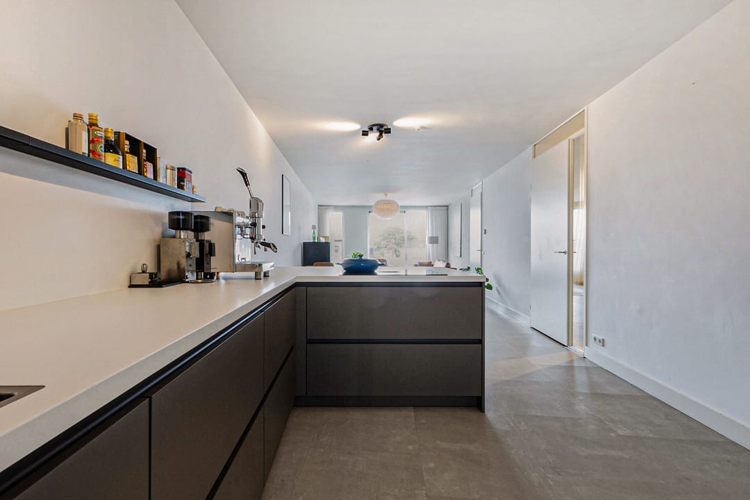 Photo 17 of Chabotstraat 32