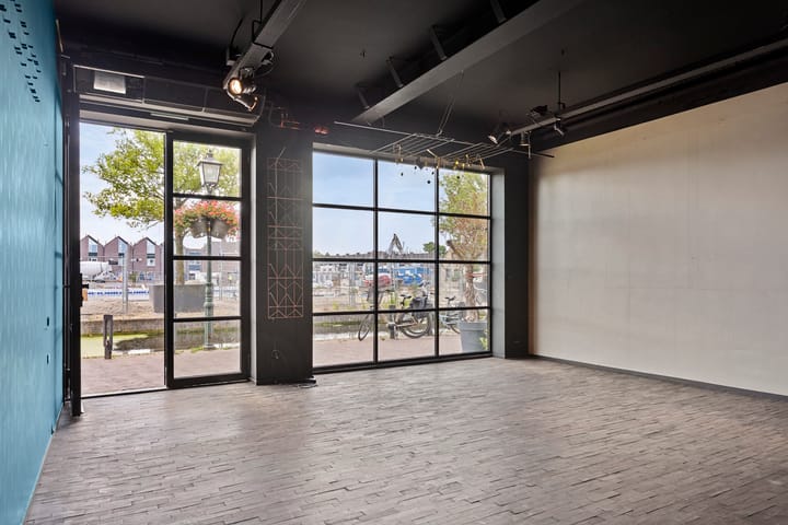 Photo 3 of Dr. Kuyperkade 23-A