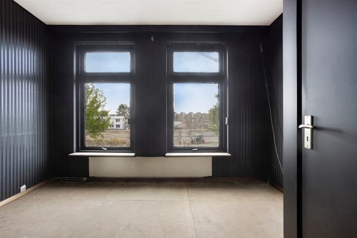 Photo 30 of Dr. Kuyperkade 23-A