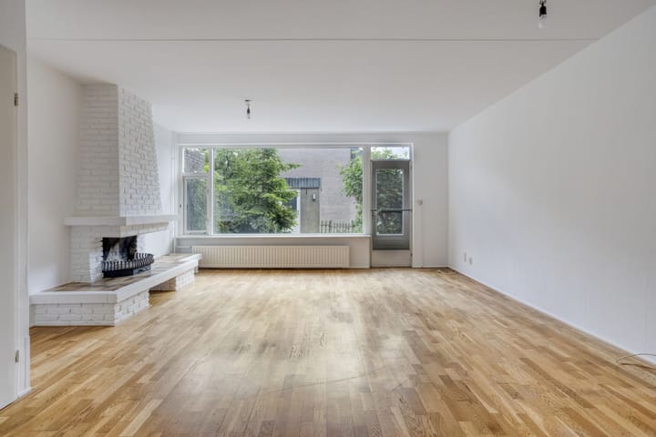 Photo 2 of Torenbes 5