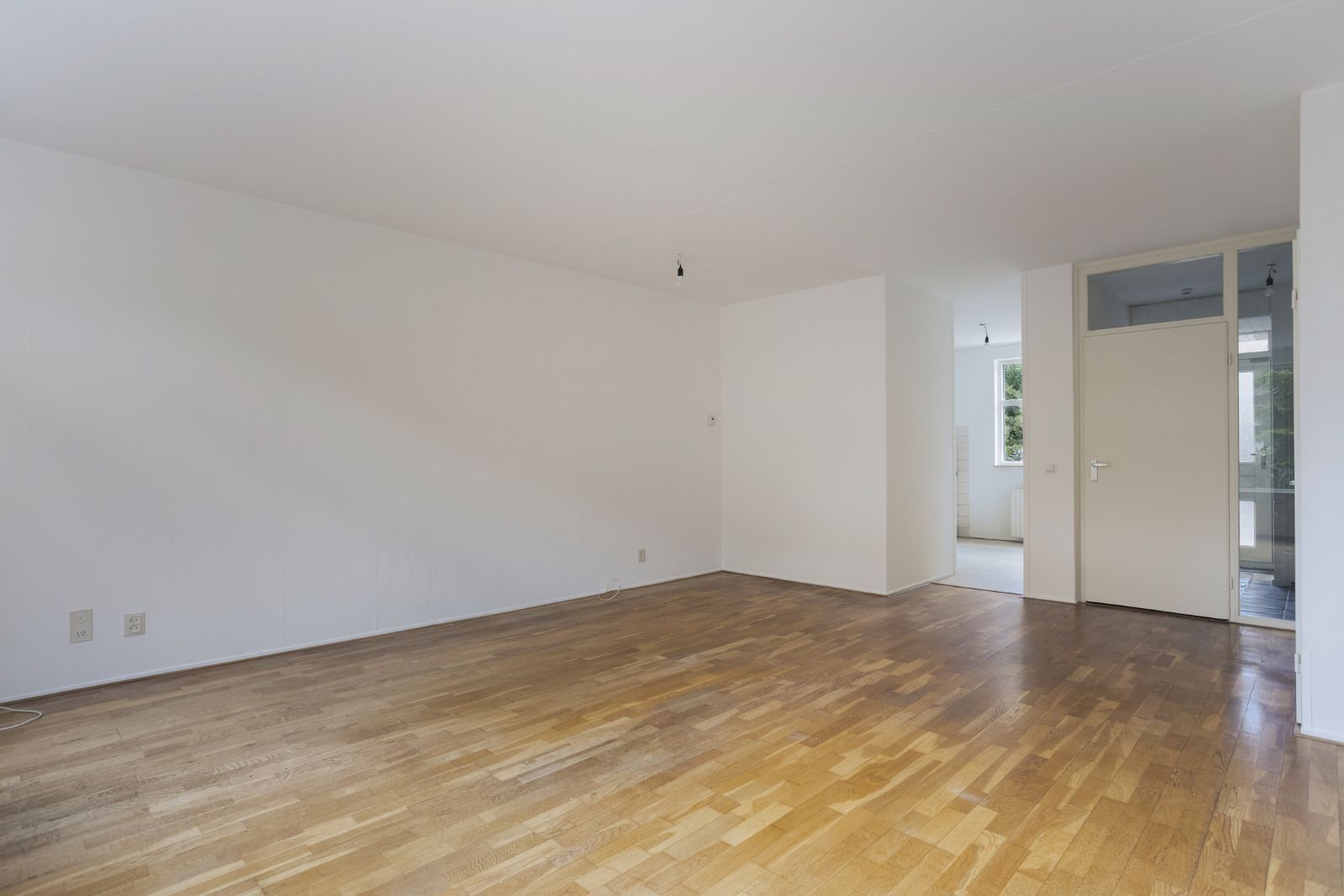 Photo 6 of Torenbes 5