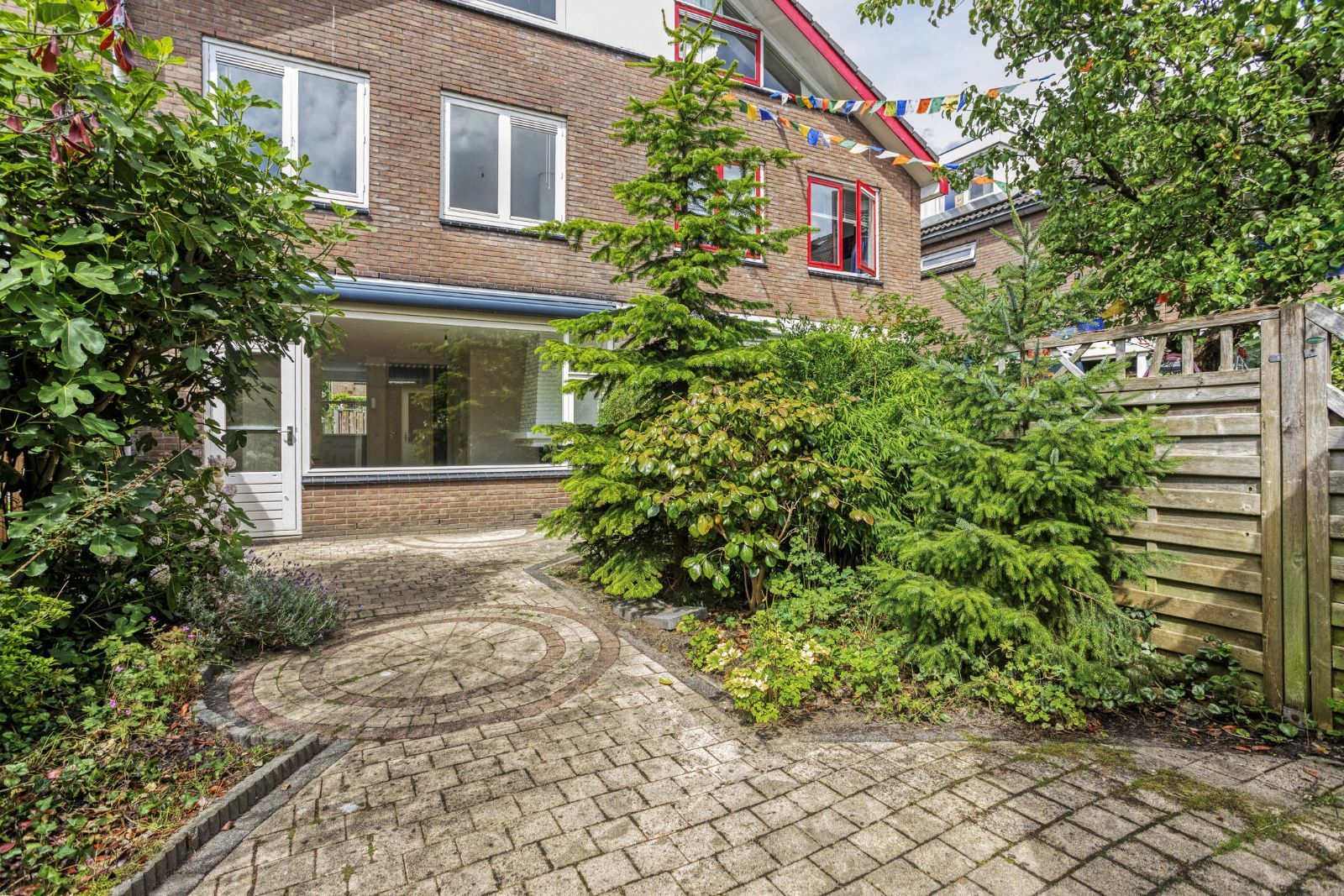 Photo 21 of Torenbes 5