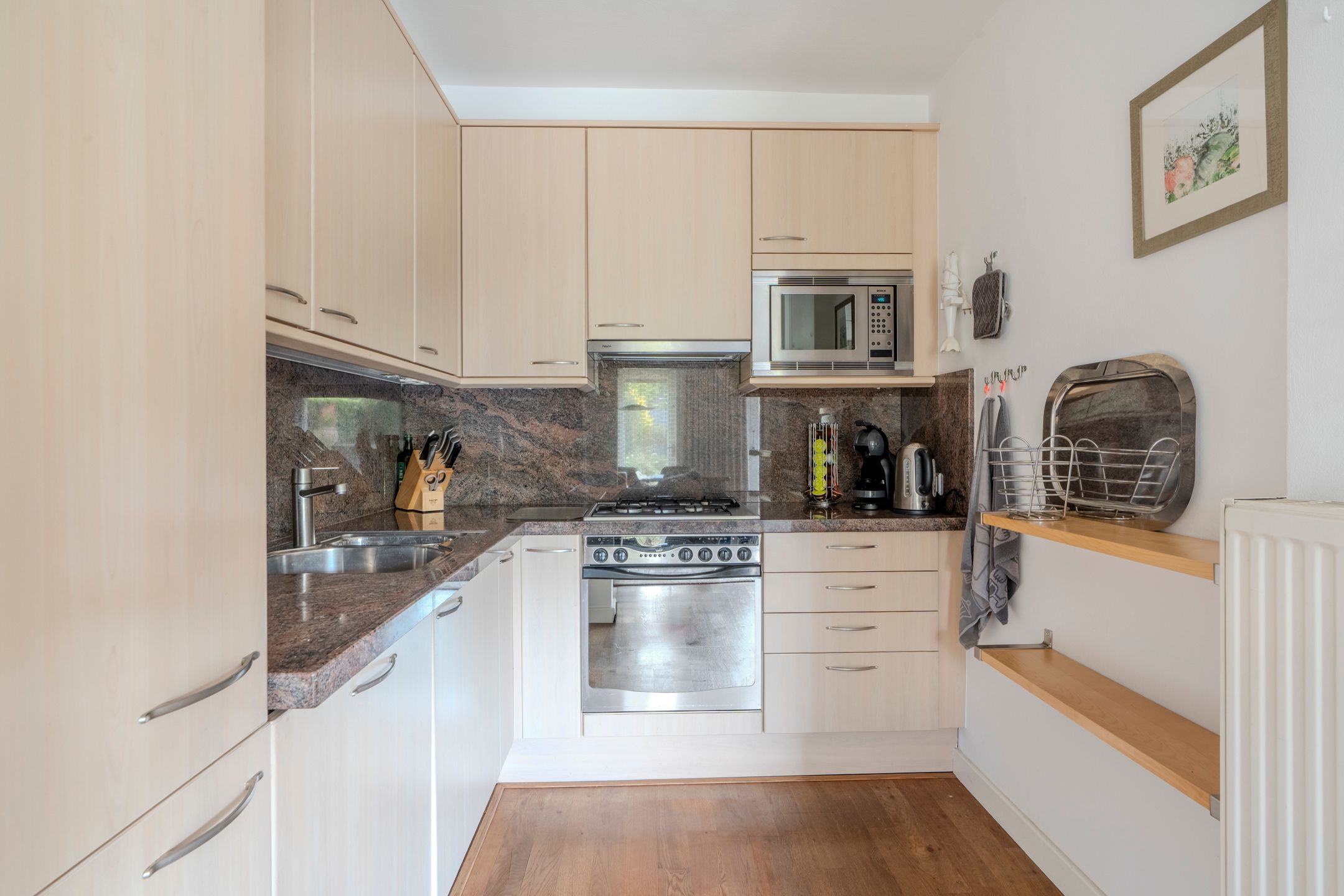 Foto 18 van Emmalaan 6