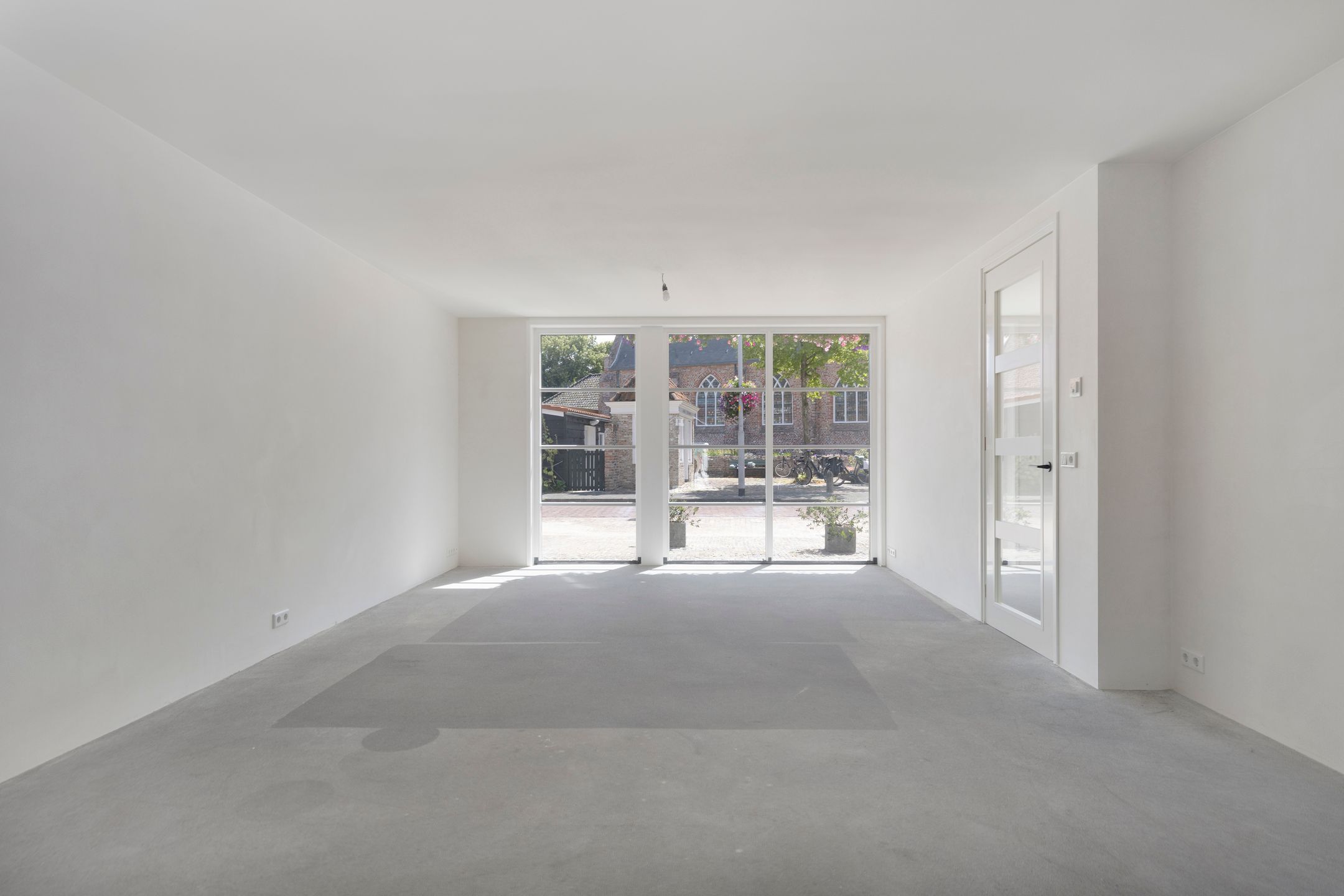 Foto 12 van Vrouwenpolderseweg 5-A