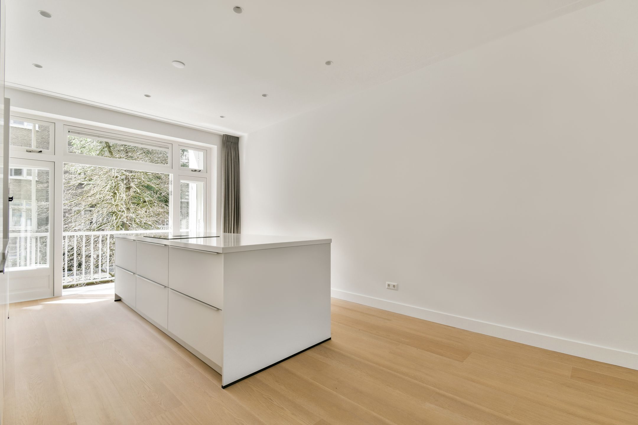 Foto 15 van Tintorettostraat 11-1