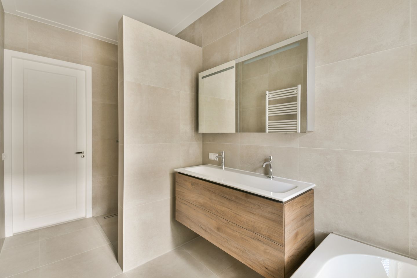 Foto 20 van Tintorettostraat 11-1