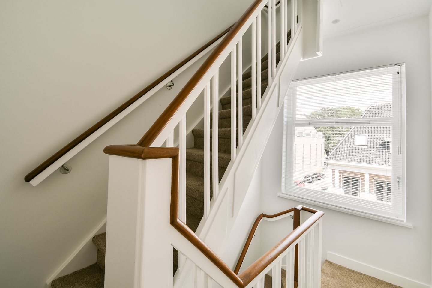 Foto 25 van Tintorettostraat 11-1