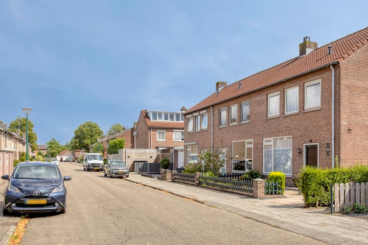 Foto 30 van Jan Steenstraat 15