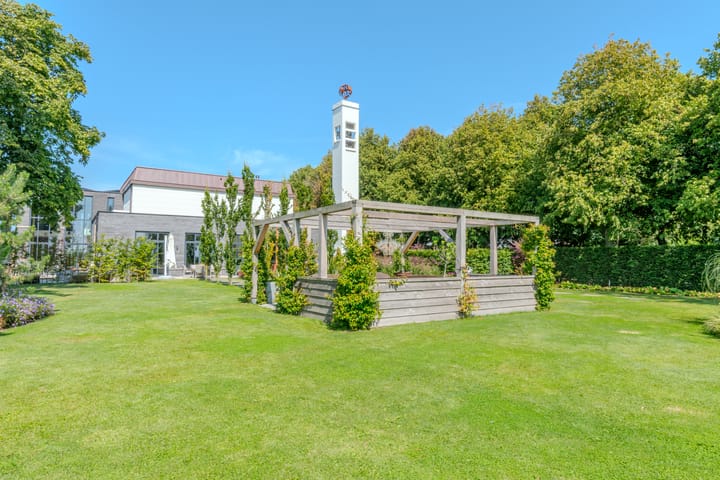 Photo 2 of Mericilaan 120