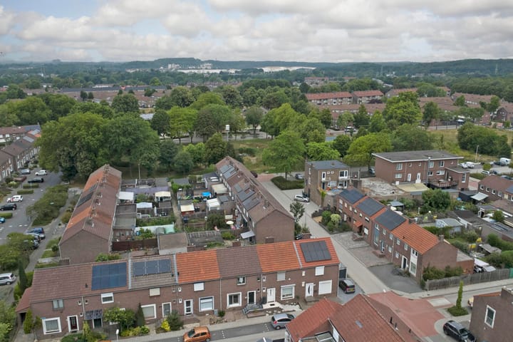 Foto 28 van Middelburgstraat 9