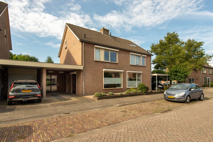 Foto 39 van Mgr Nolensstraat 49