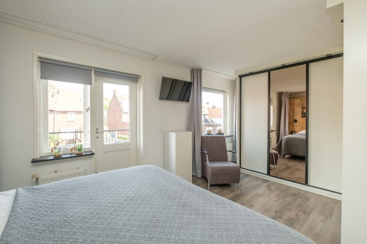 Photo 24 of Klaas Benninkstraat 15