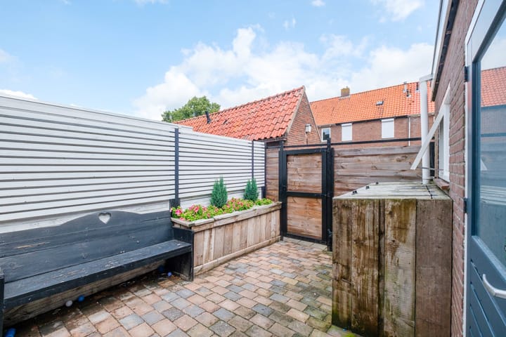 Photo 38 of Klaas Benninkstraat 15