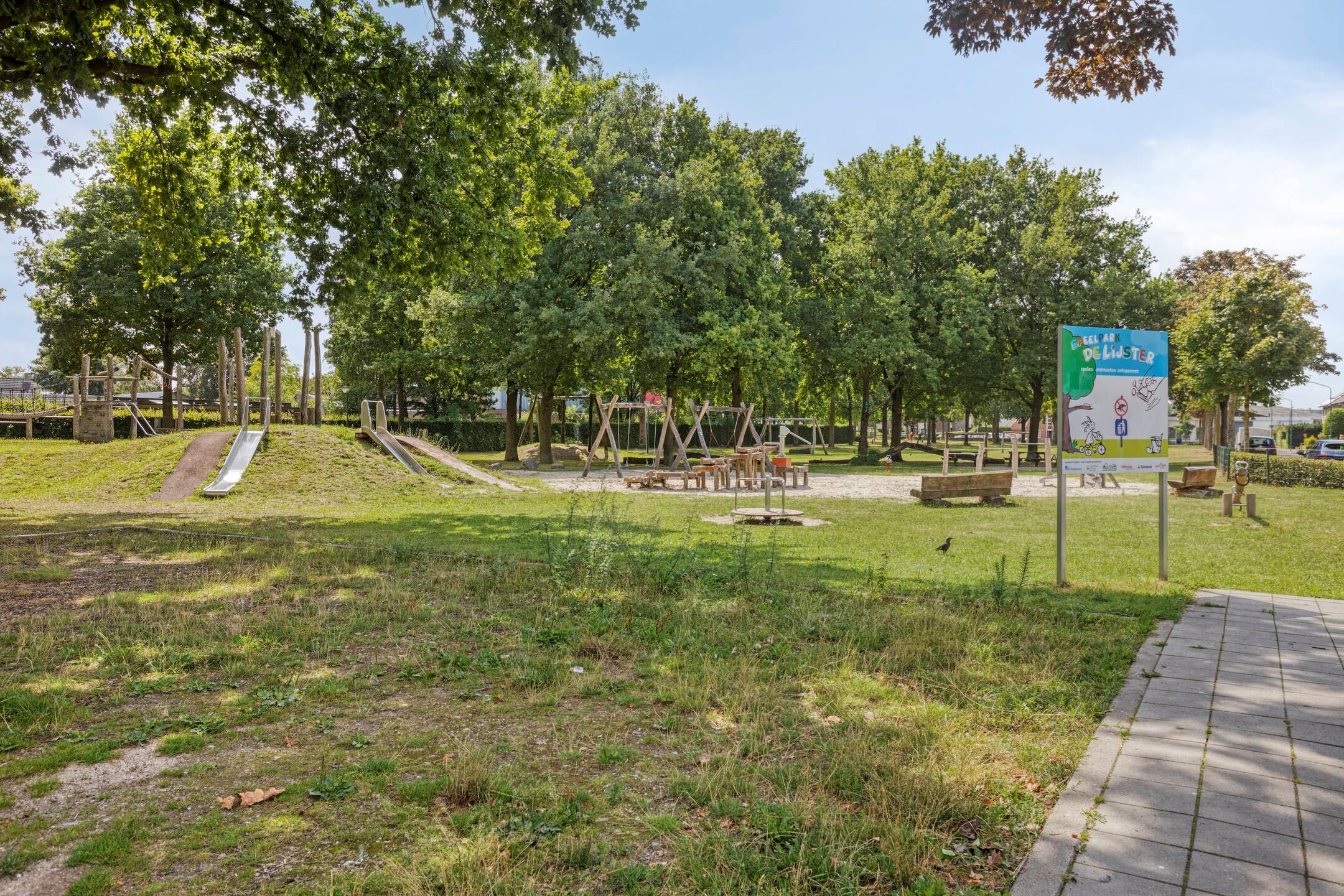 Foto 33 van Merelstraat 8