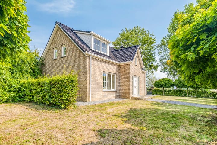 Photo 41 of Weverstraat 17