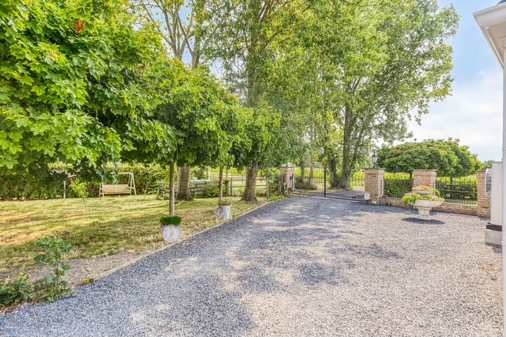 Photo 44 of Weverstraat 17