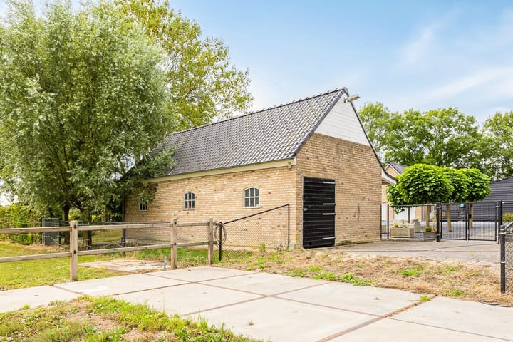 Photo 53 of Weverstraat 17