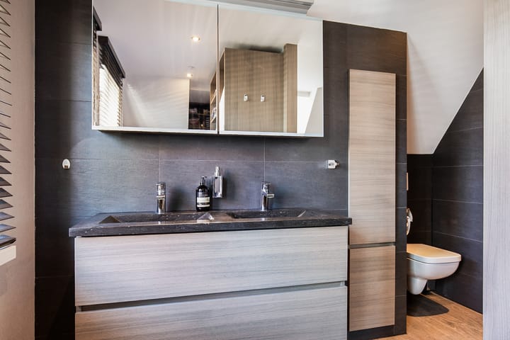 Foto 33 van W J Tuijnstraat 7