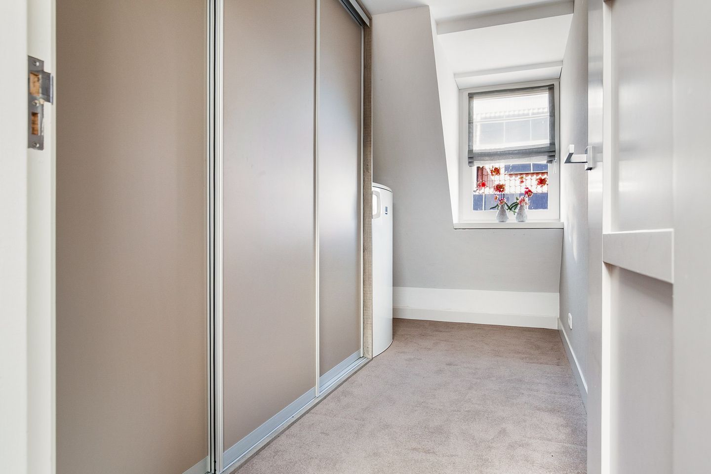 Photo 35 of W J Tuijnstraat 7