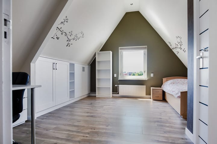 Foto 42 van W J Tuijnstraat 7