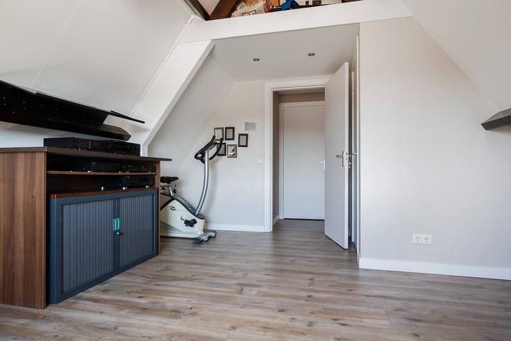 Foto 47 van W J Tuijnstraat 7