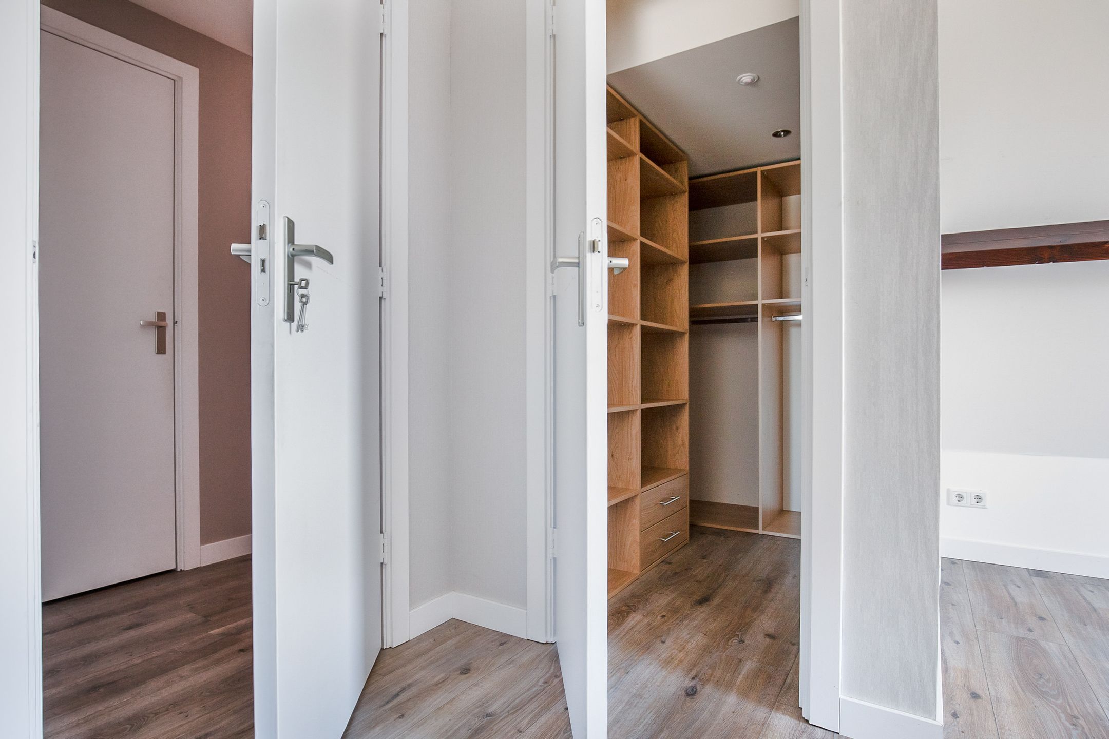 Photo 48 of W J Tuijnstraat 7