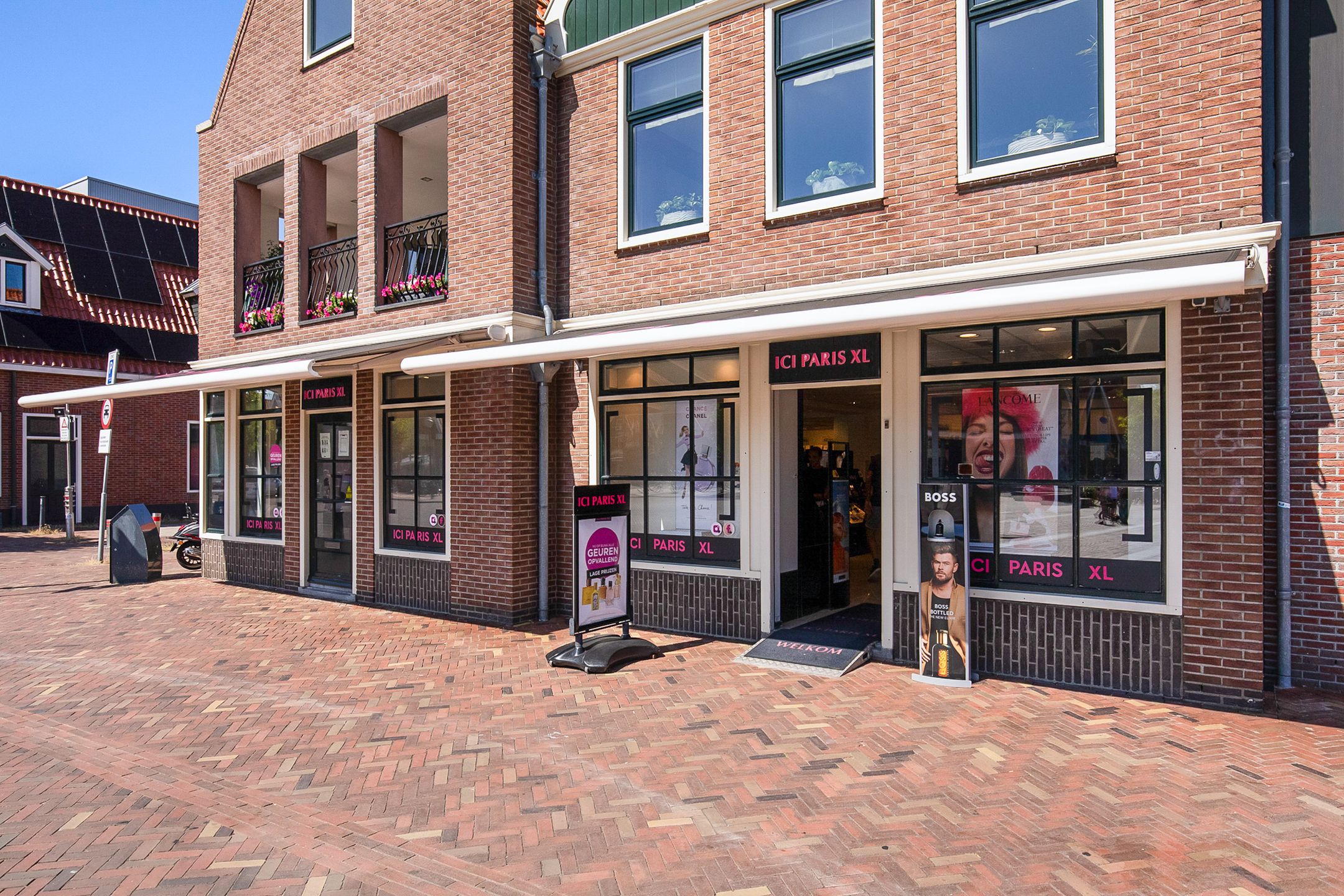 Photo 51 of W J Tuijnstraat 7