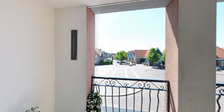 View 360° photos