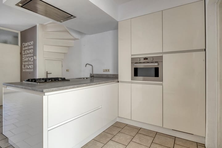 Foto 8 van Kamilleweerd 46