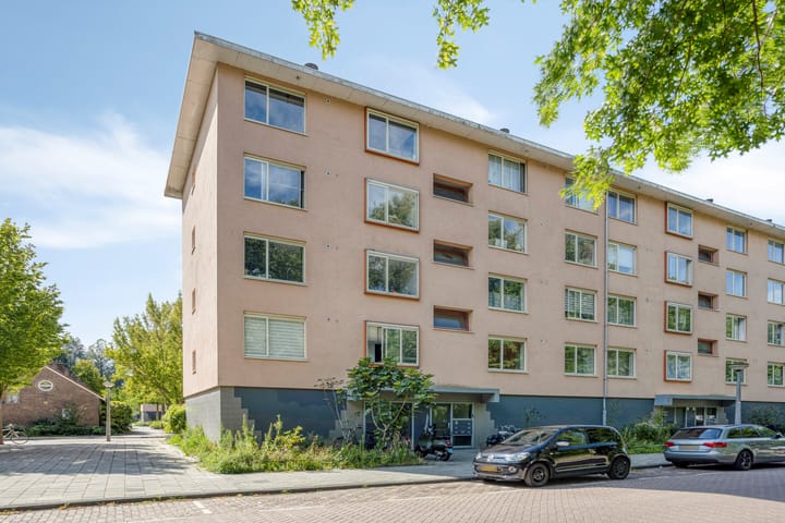 Photo 42 of Adriaan Kluitstraat 9-3