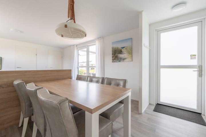 Photo 12 of Zeedijk 24-652