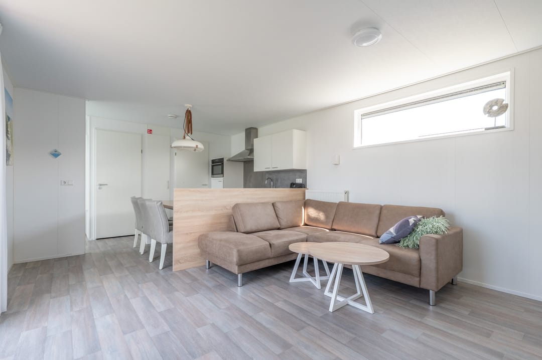 Photo 8 of Zeedijk 24-652