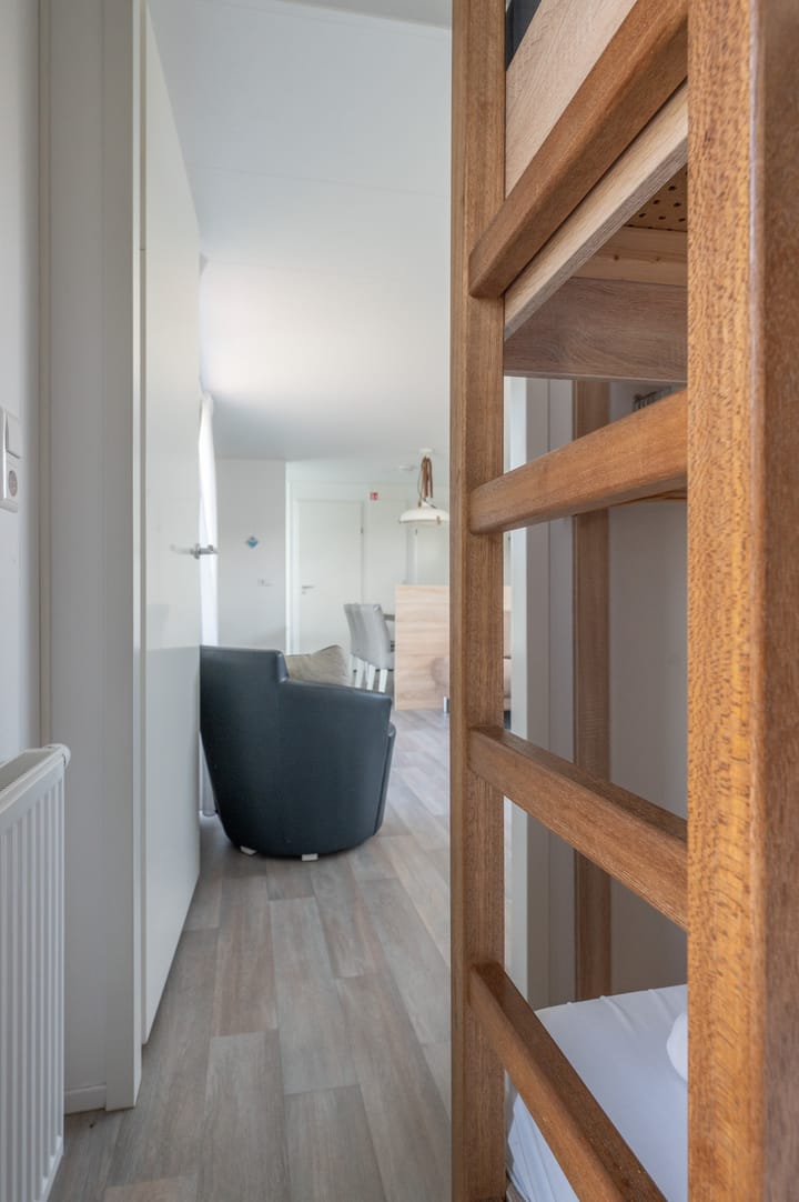 Photo 17 of Zeedijk 24-652