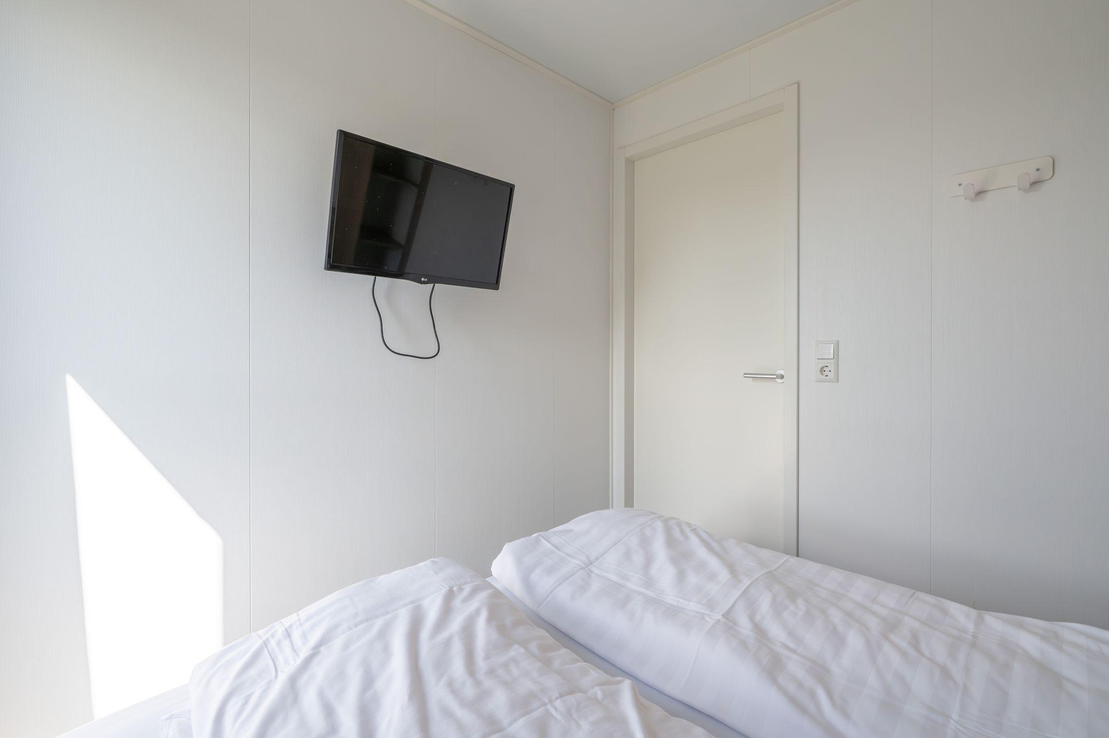 Photo 18 of Zeedijk 24-652